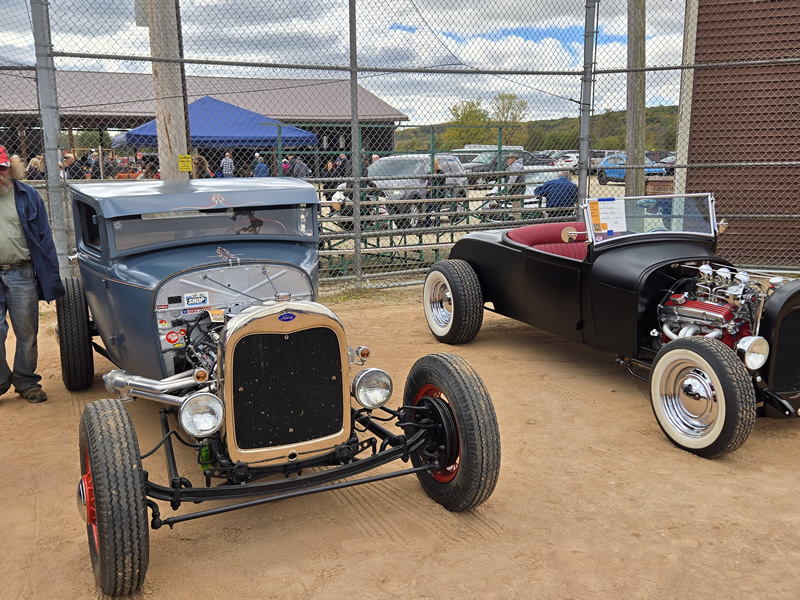 /pictures/Car Show_2025/20251011_115701.jpg